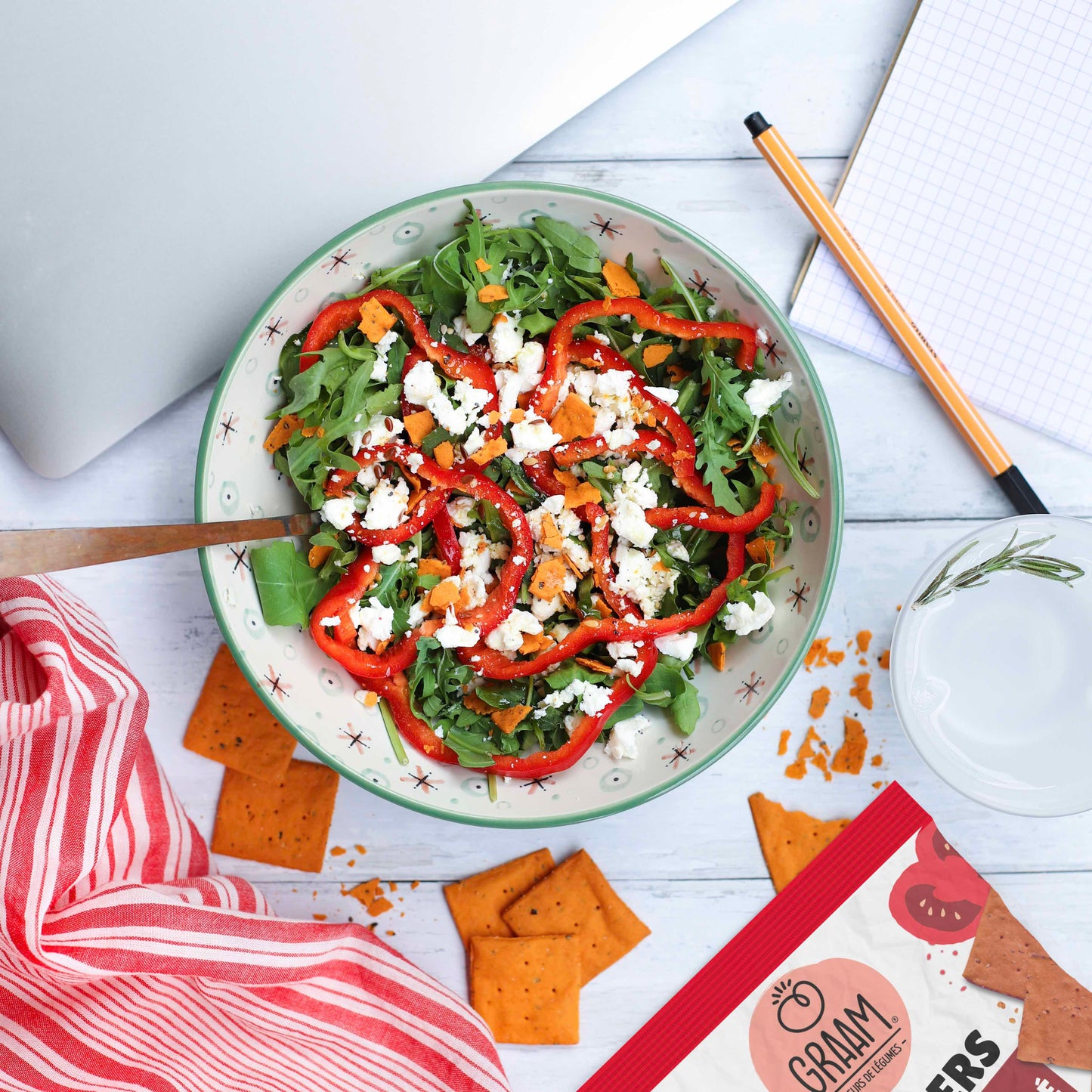 Tomato & Smoked Paprika Crackers 10 x 30g
